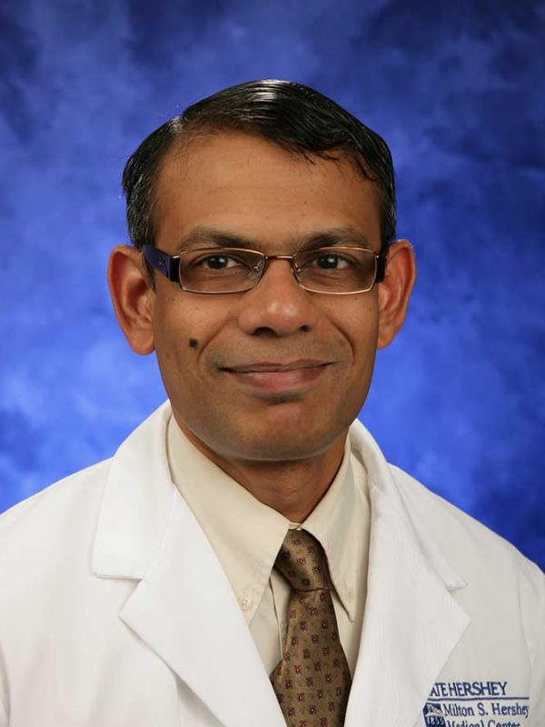 Chandran P. Alexander，医学博士，MBBS